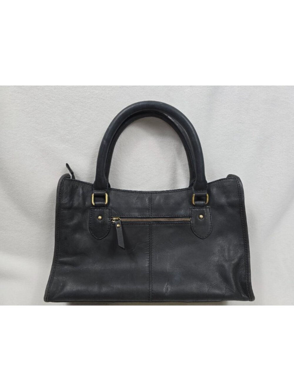 Born Black Leather Handbag With Double Handles & Zipper Closure - Picture 7 of 13
